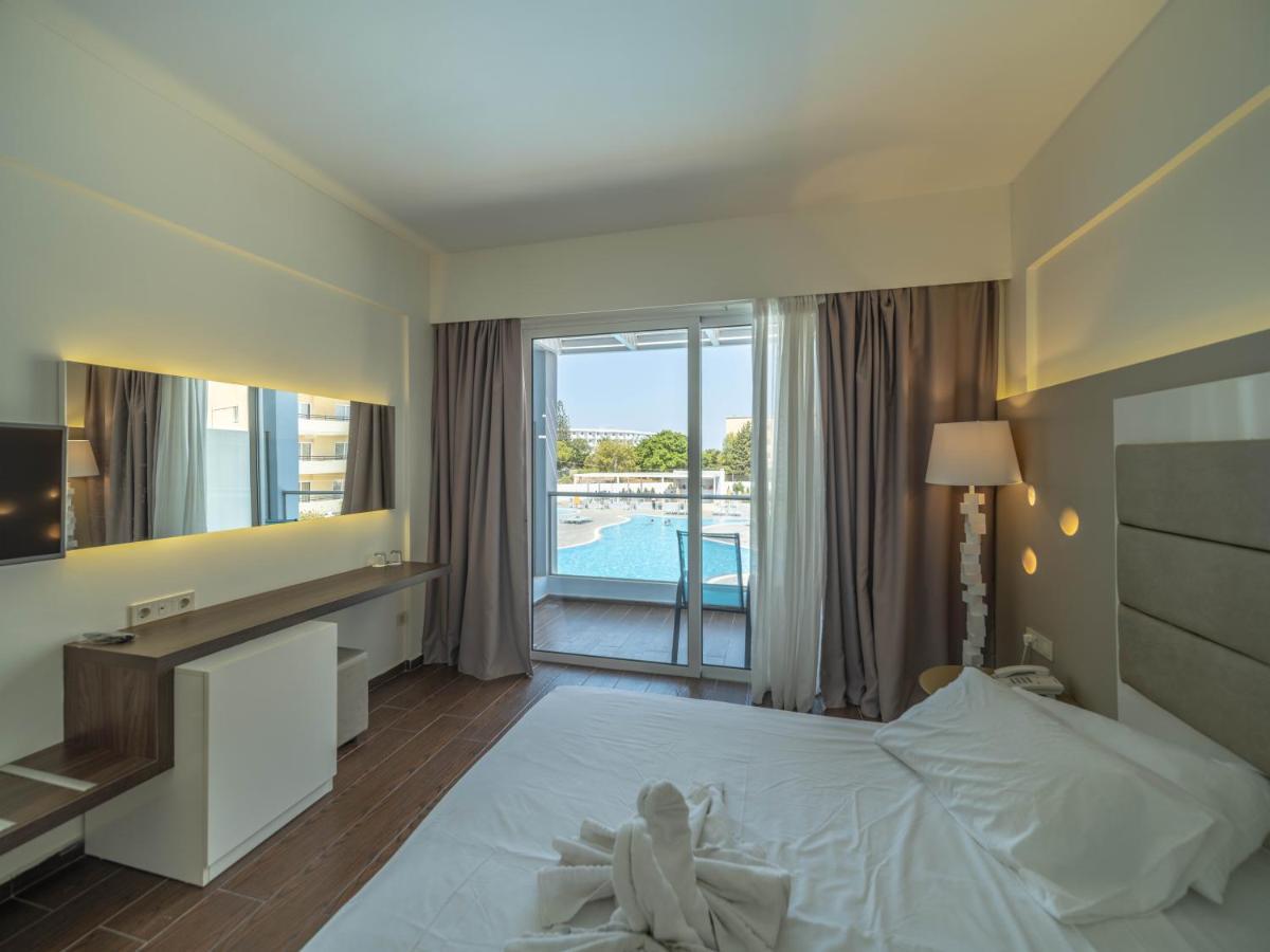 Sunshine Rhodes Hotel เอียลิซอส ภายนอก รูปภาพ